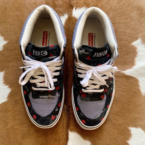 ✨SOLD✨ VANS Half Cab Supreme X CDG Digi Camo Navy - Picture 2 of 6
